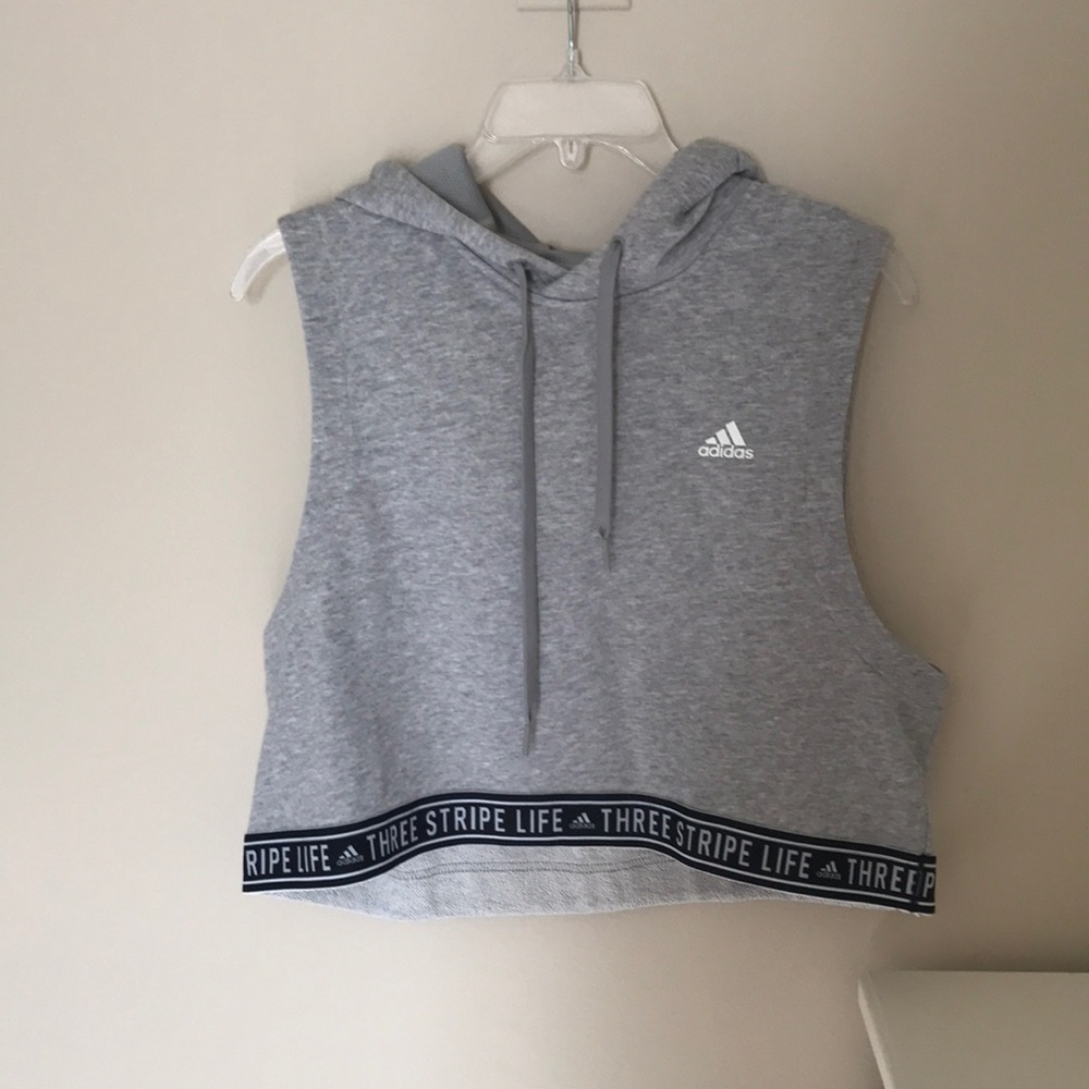 Cropped sleeveless hoodie from Adidas